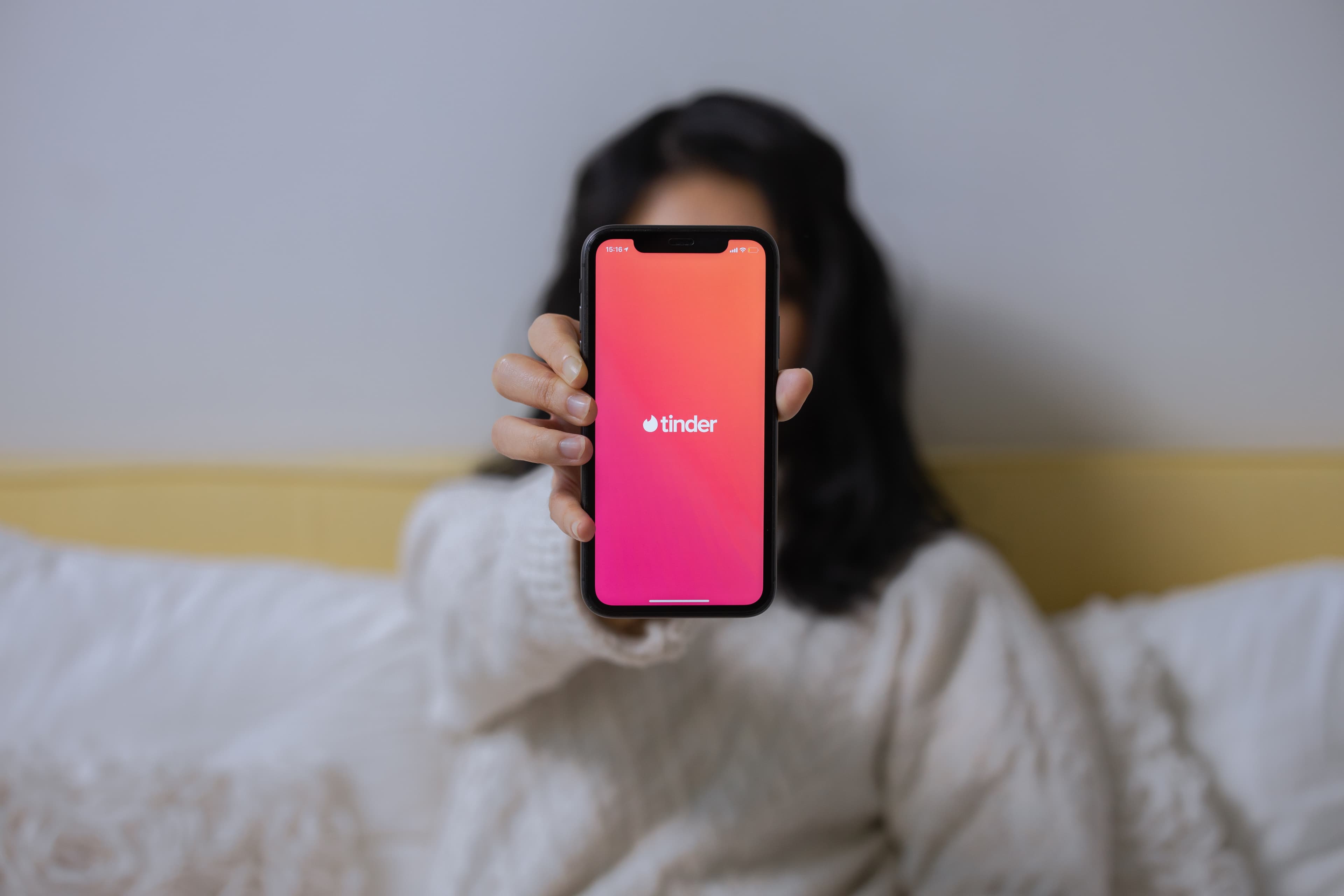 Ещё раз о Tinder: игра, витрина или приложение для одноразового знакомства?