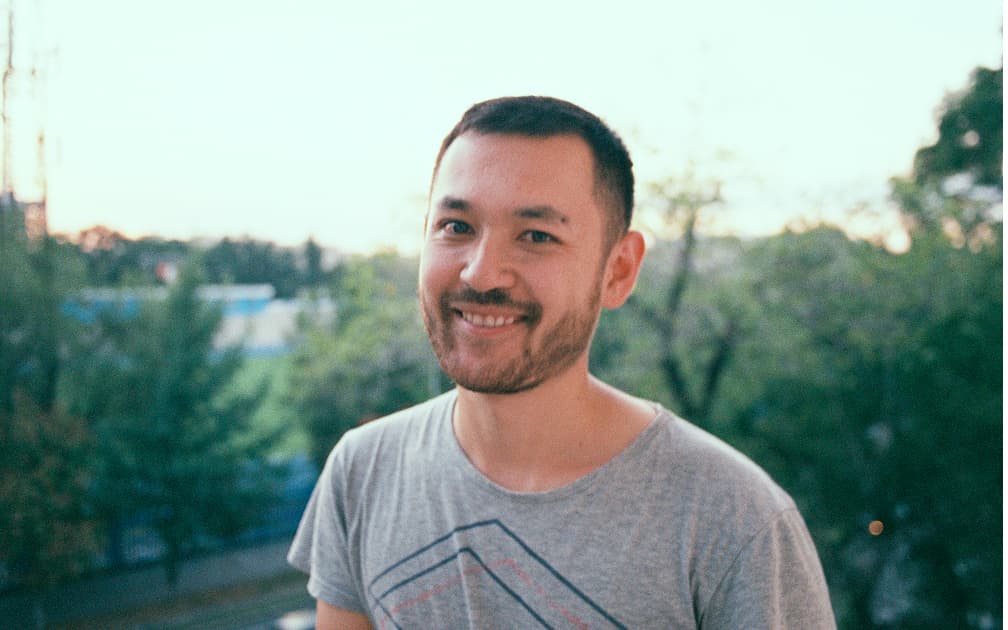 Художник Роман Захаров: «ARYQ – фестиваль без больших бюджетов, на энтузиазме, с квартирными выставками»