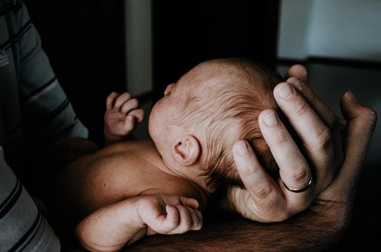 Я учусь быть хорошим отцом: казахстанские мужчины – про осознанное отцовство