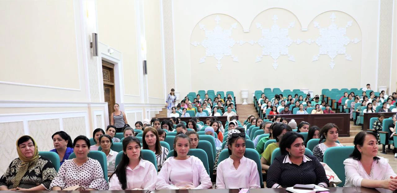 «Значит, и я могу!»: кто и зачем вдохновляет женщин в Казахстане и Узбекистане